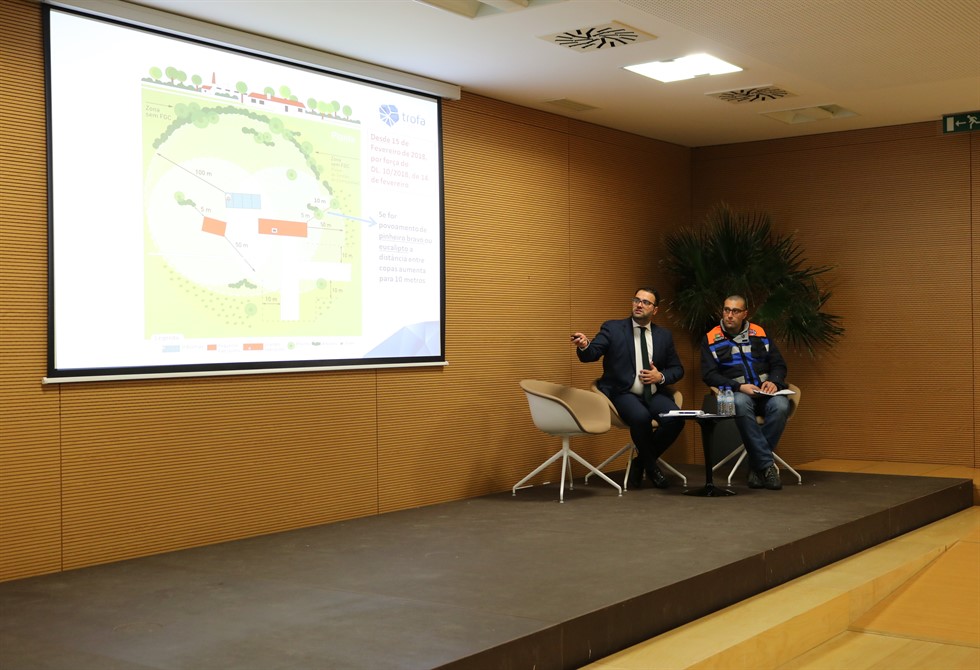 SESSÃO EM BOUGADO - "TERRENO LIMPO - CONCELHO MAIS SEGURO"