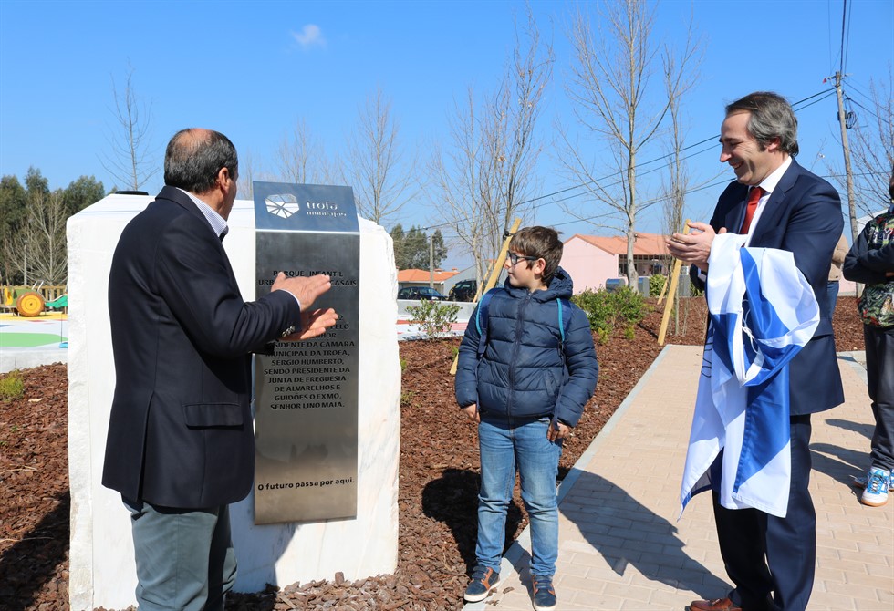 INAUGURAÇÃO DO PARQUE INFANTIL DA URBANIZAÇÃO DE CASAIS