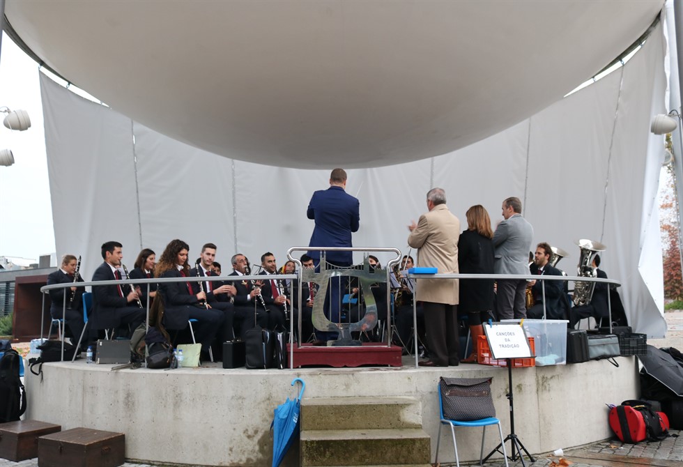 BANDA DE MÚSICA DA TROFA ENCANTOU NOS 20 ANOS DO MUNICÍPIO