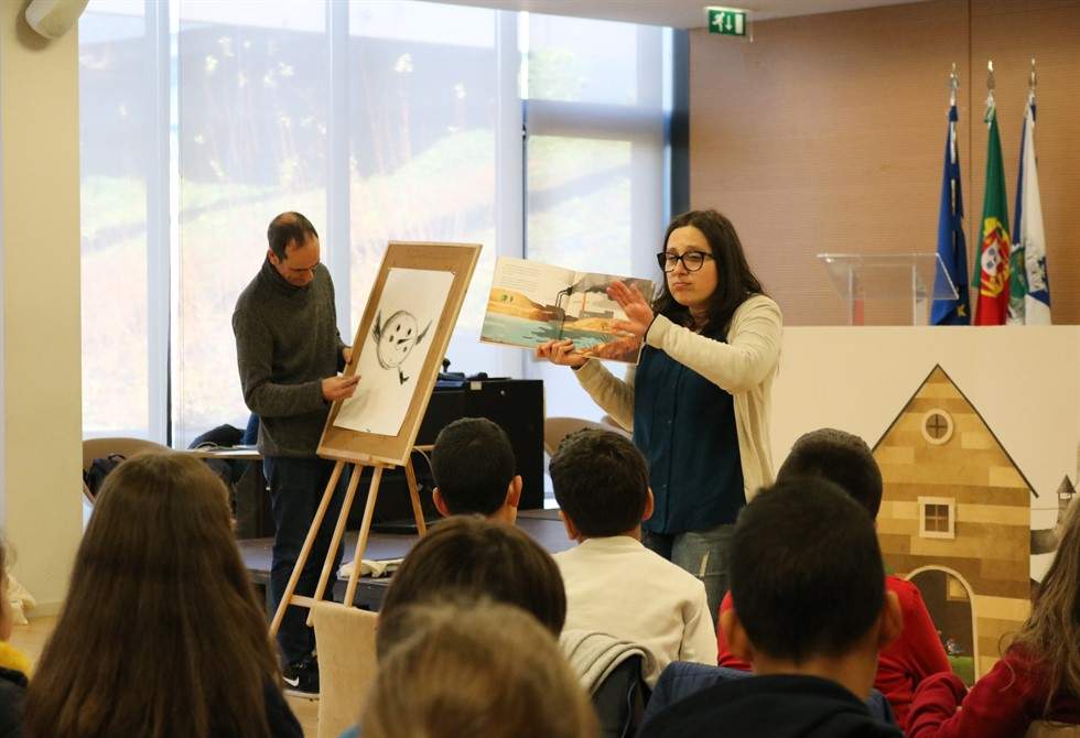 ALUNOS DA TROFA APRENDEM A PRESERVAR O AMBIENTE COM “O SENHOR RIBEIRO E O GUARDA-RIOS”
