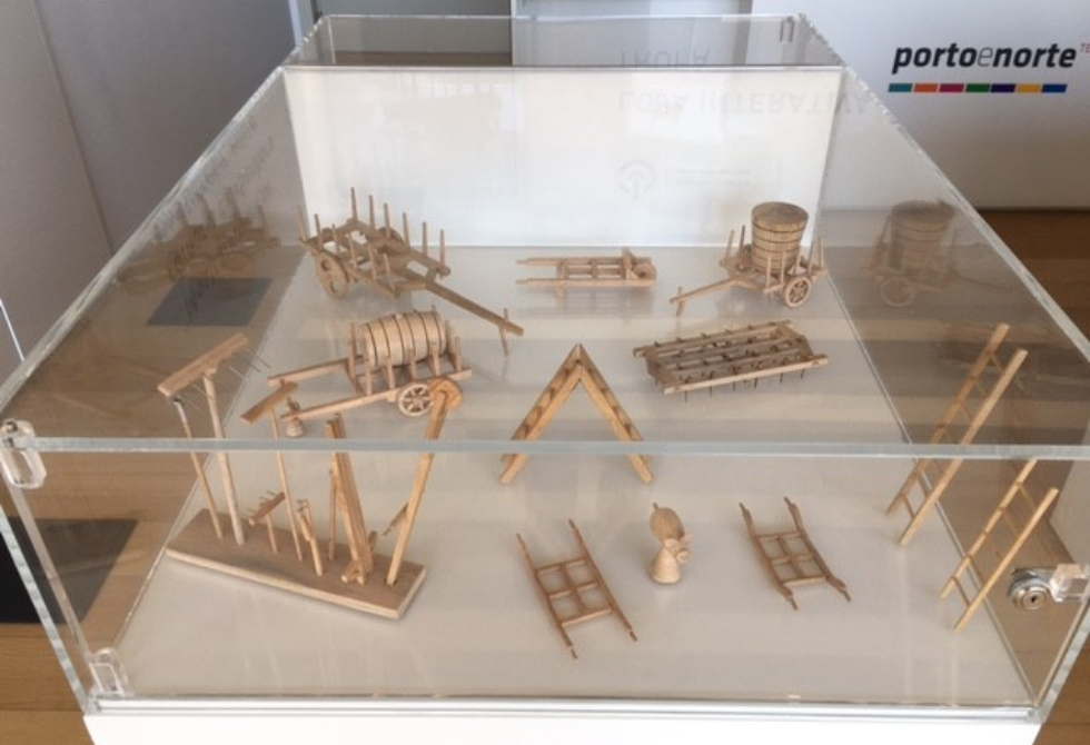 ARTESÃO TROFENSE MANUEL ALVES EXPÕE NA LOJA INTERATIVA DE TURISMO DA TROFA