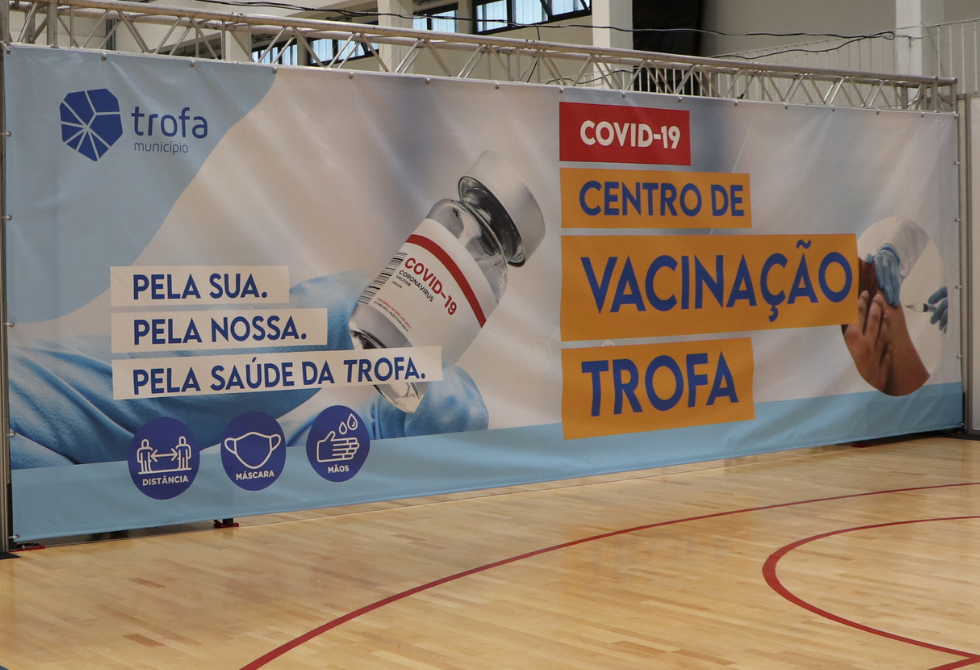 MIGRANTES SEM NÚMERO DE UTENTE JÁ PODEM INSCREVER-SE PARA VACINAÇÃO CONTRA A COVID-19