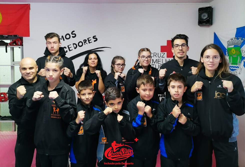 EQUIPA “CROSS STARS” DA CRUZ VERMELHA DA TROFA APURADA PARA O CAMPEONATO NACIONAL DE KICKBOXING