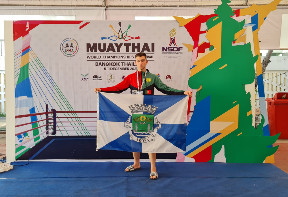TROFENSE ARTUR KARLOV COM BOM RESULTADO NO CAMPEONATO DO MUNDO DE MUAYTHAI DA IFMA