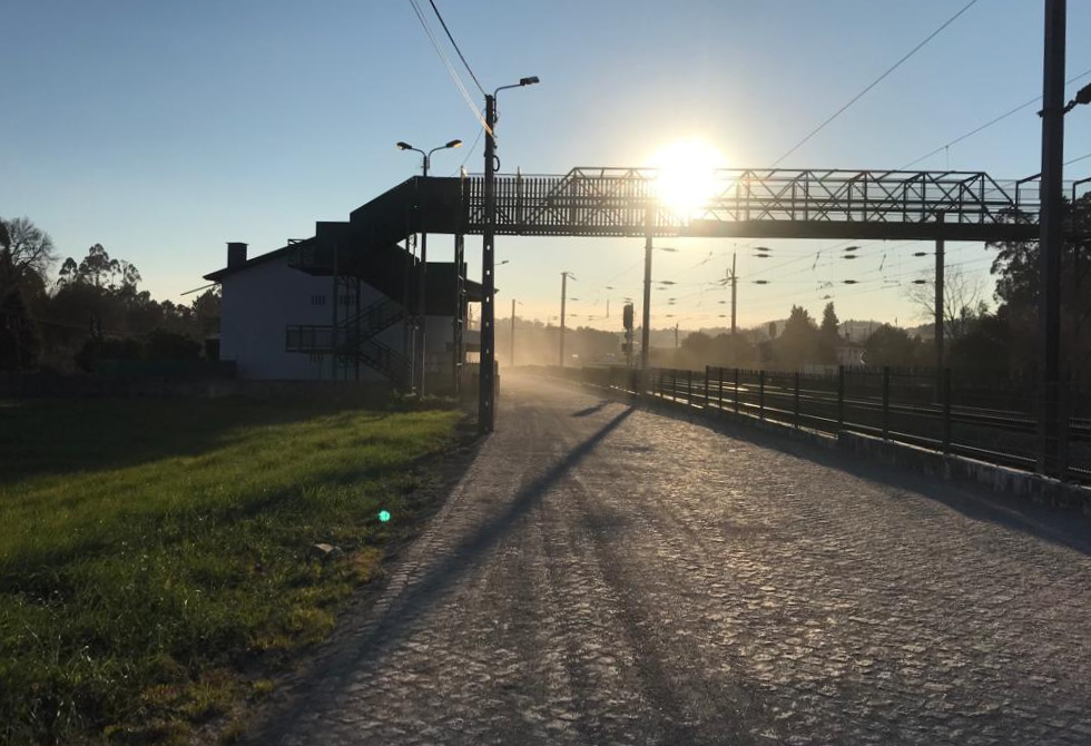AVISO: PASSAGEM PEDONAL SOBRE A LINHA DE CAMINHO DE FERRO EM S. ROMÃO CORONADO ENCERRADA ENTRE 3 E 8 DE FEVEREIRO