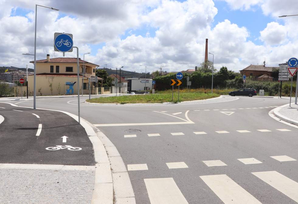 ENCERRAMENTO AO TRÂNSITO DA RUA PADRE ALBERTO PINHEIRO MACHADO A 13 DE JUNHO     