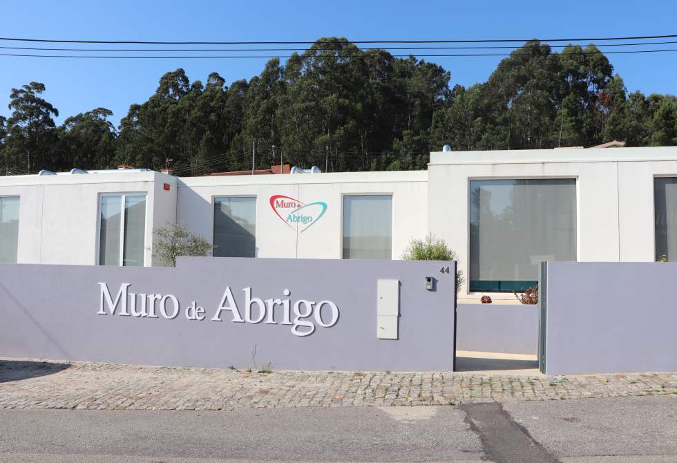 CENTRO DE DIA DO MURO DE ABRIGO EM FUNCIONAMENTO