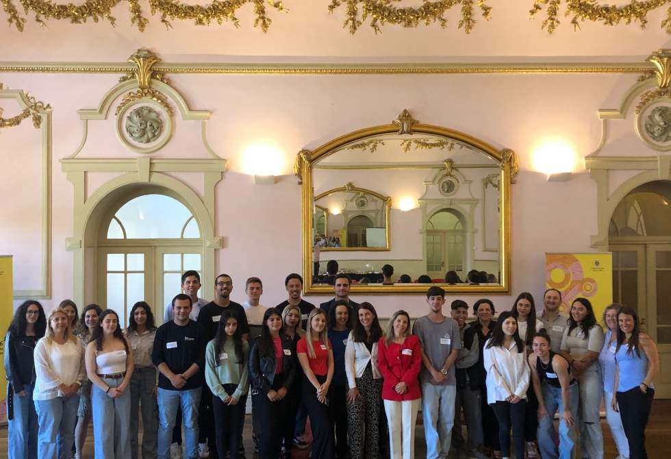 JOVENS TROFENSES DO CENFIM PARTICIPARAM EM INICIATIVA PROMOVIDA PELA AMP