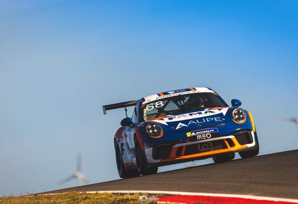 TROFENSE MANUEL ALVES DISPUTA 2ª PROVA DO PORSCHE SPRINT CHALLENGE IBÉRICA