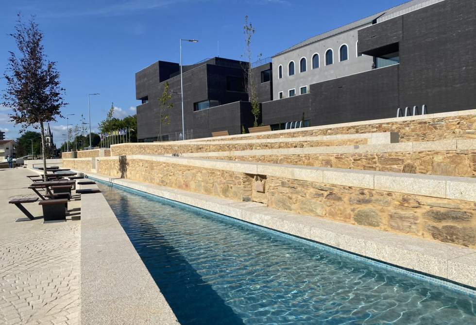 CÂMARA MUNICIPAL DA TROFA INAUGURA PRAÇA DO MUNICÍPIO A 28 DE JULHO
