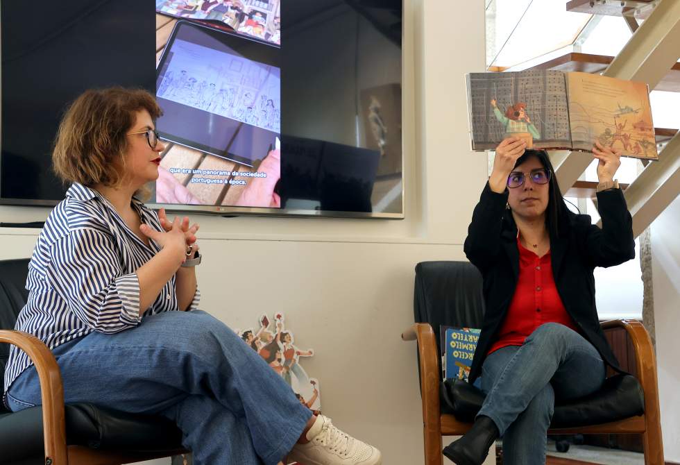 MOSTRA “25 MULHERES” PATENTE NA CASA DA CULTURA DA TROFA