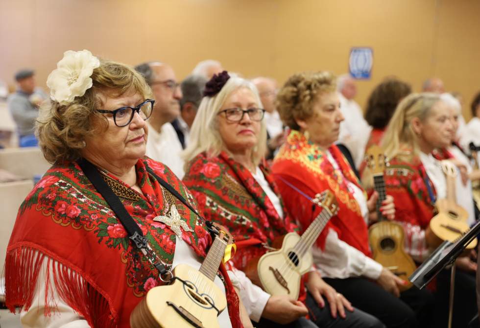 CENTRO COMUNITÁRIO MUNICIPAL DA TROFA EM FESTA DURANTE O MÊS DE NOVEMBRO
